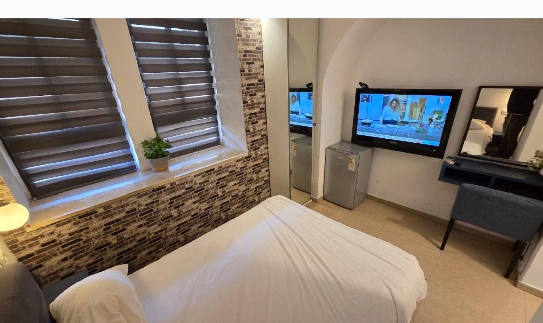 Ben Hillel Boutique Hotel Jerusalem Room photo